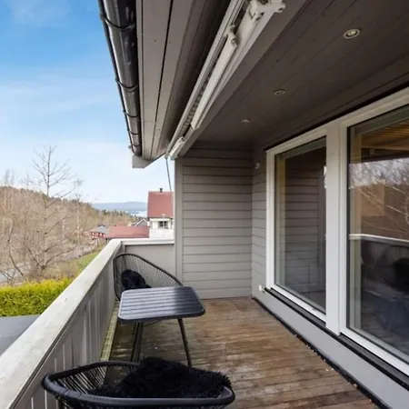 Vakantiehuis Moderntownhouse Near Oslo,fjord,marka,all Day Sun