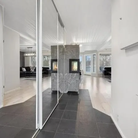 Moderntownhouse Near Oslo,fjord,marka,all Day Sun Vakantiehuis *